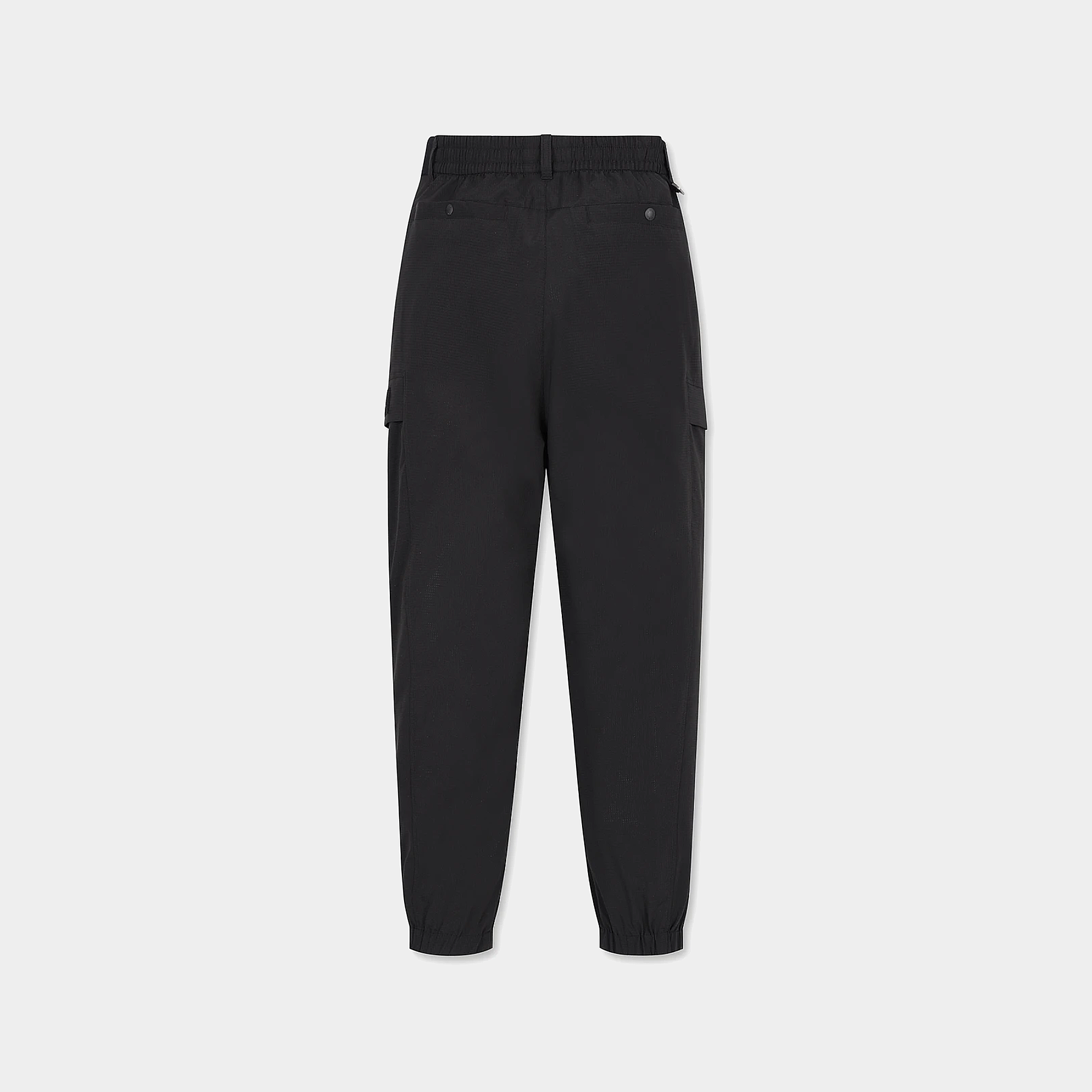 Black cargo pants with side pockets and a relaxed straight-leg fit, shown from the back on a light gray background.