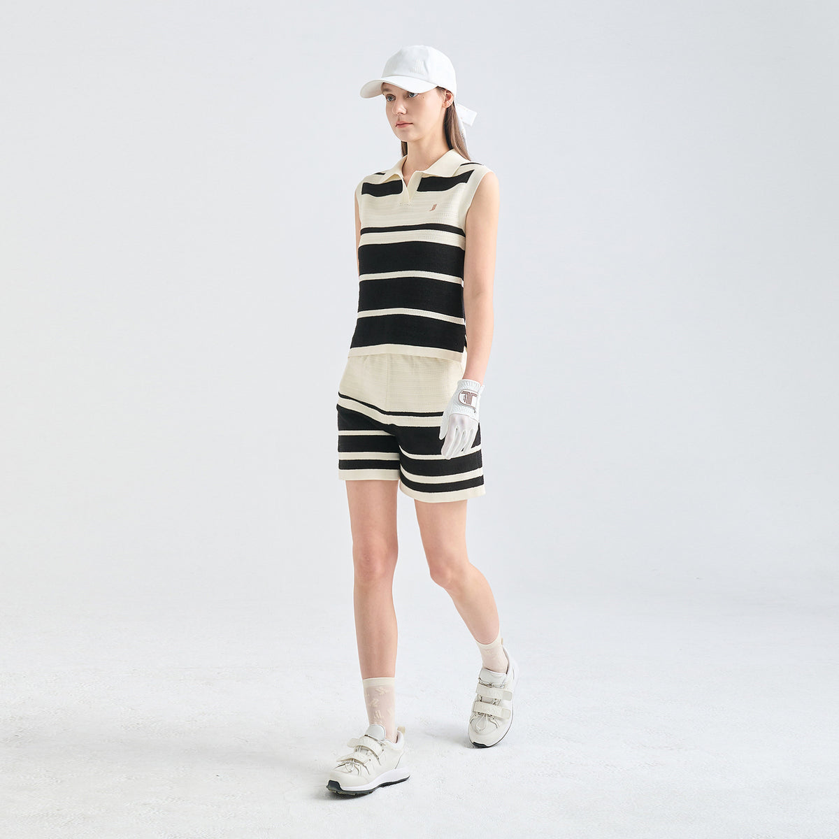 Women's Shorts - Black - Erthe Golf