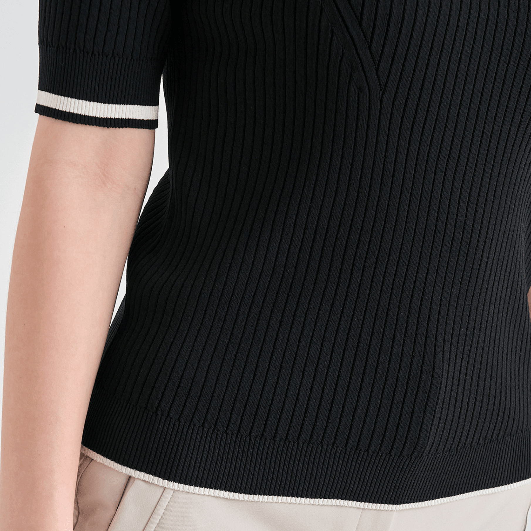 Women's Ribbed Knit Polo - Black - Erthe Golf
