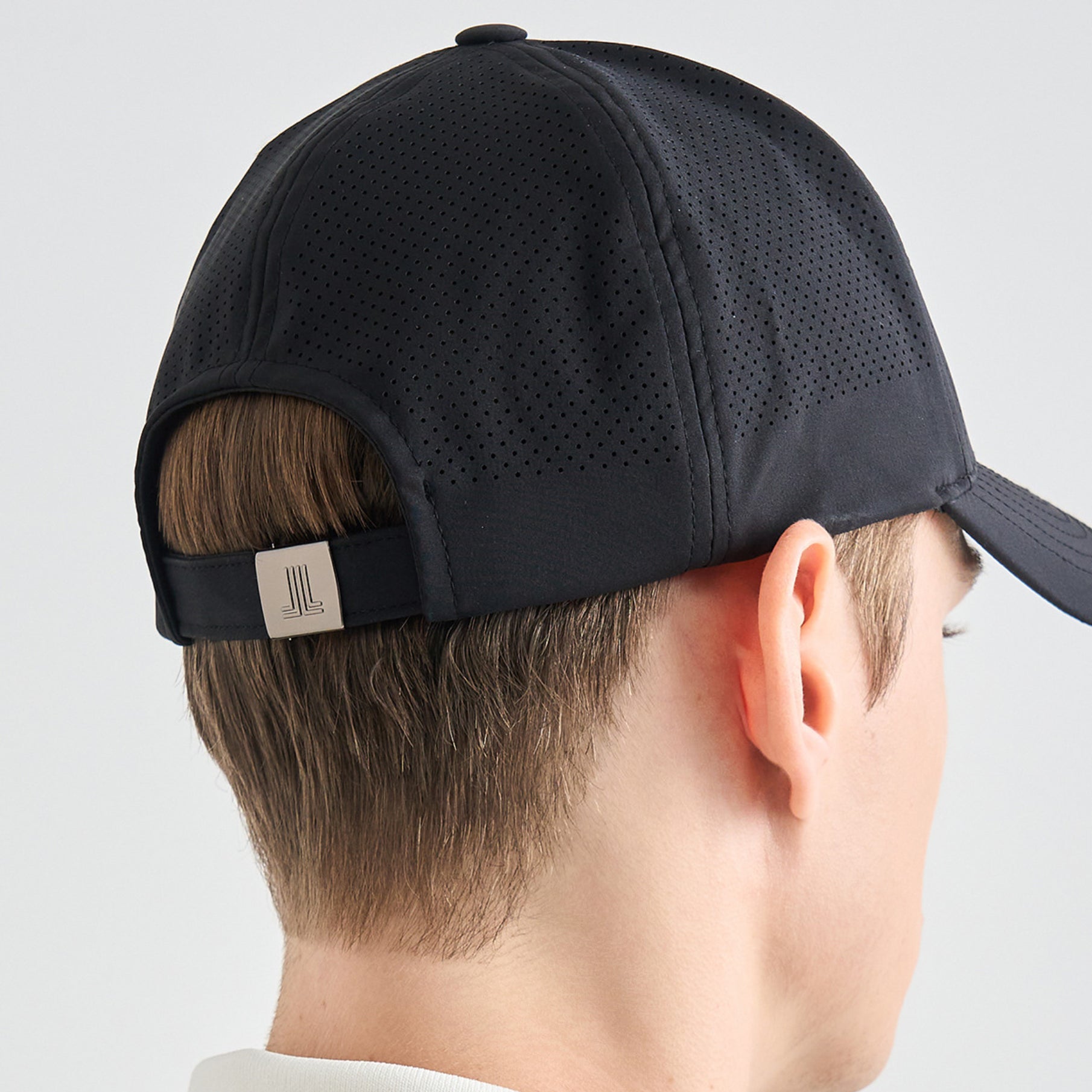 LANVIN ブラックネット付き帽子 Lanvin Blanc Mesh Cap - Black | Erthe Golf