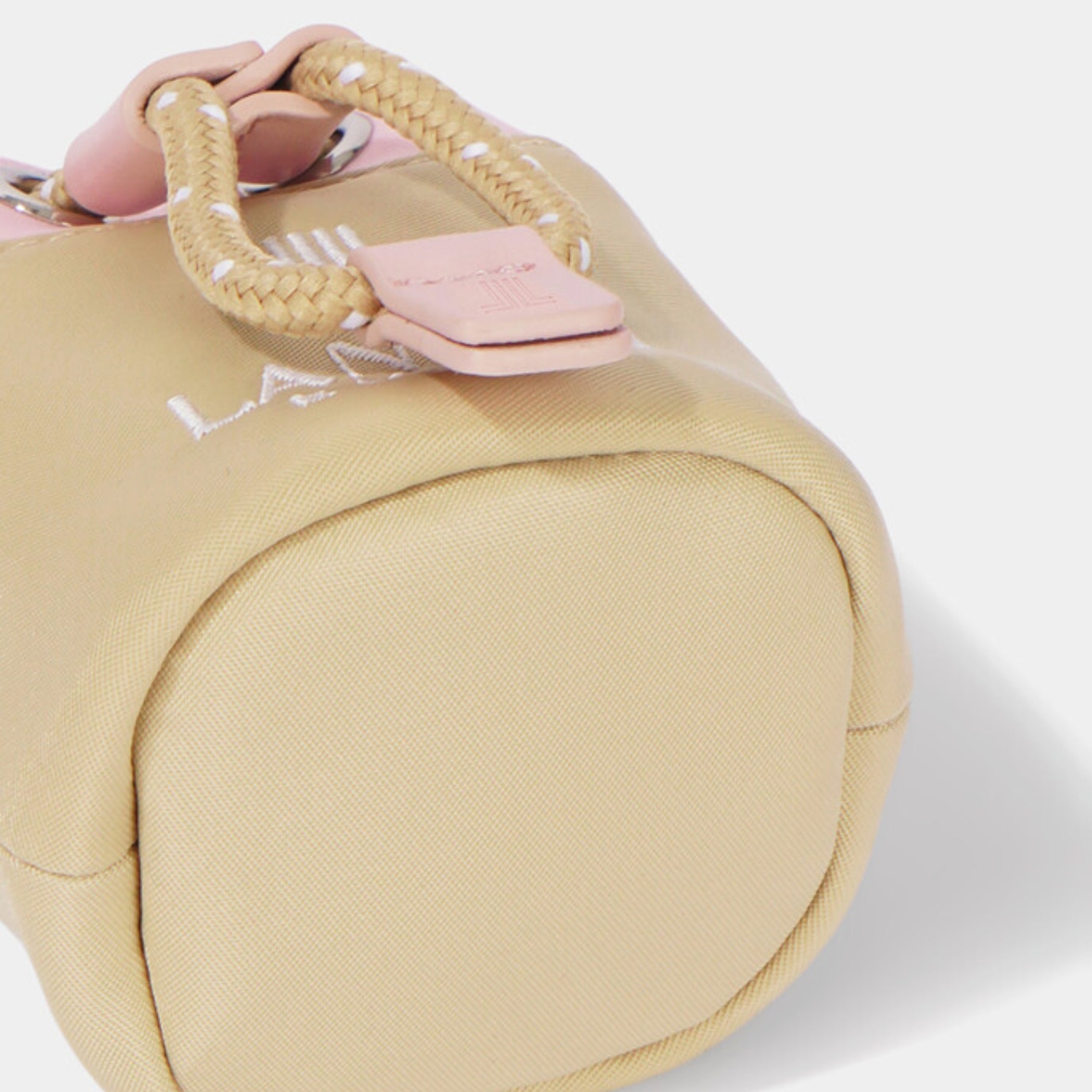 Color - Block Ball Pouch - Sand Beige - Erthe Golf