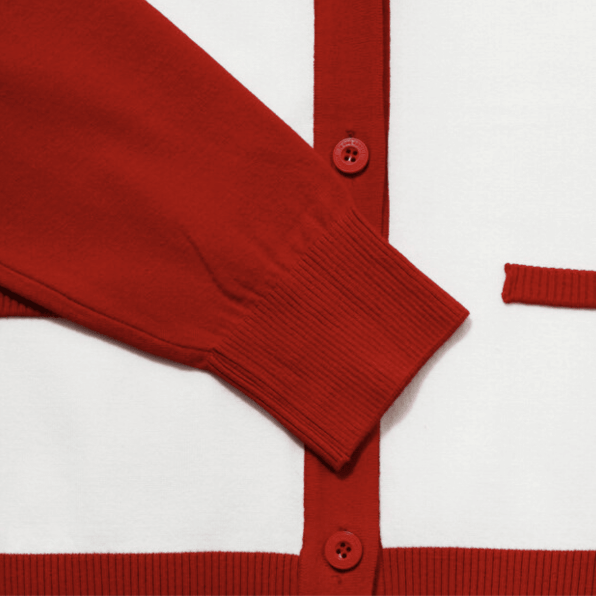 Women's Classic Cardigan - Red - Erthe Golf