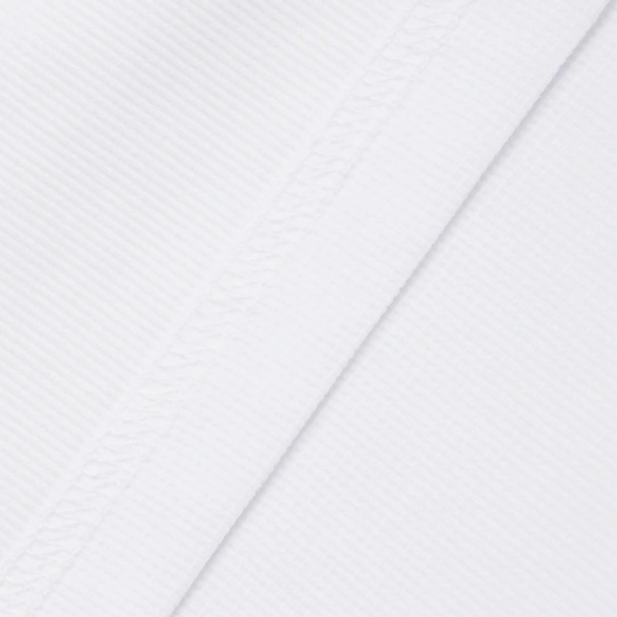 Men's Half - Button Badge Polo - White - Erthe Golf