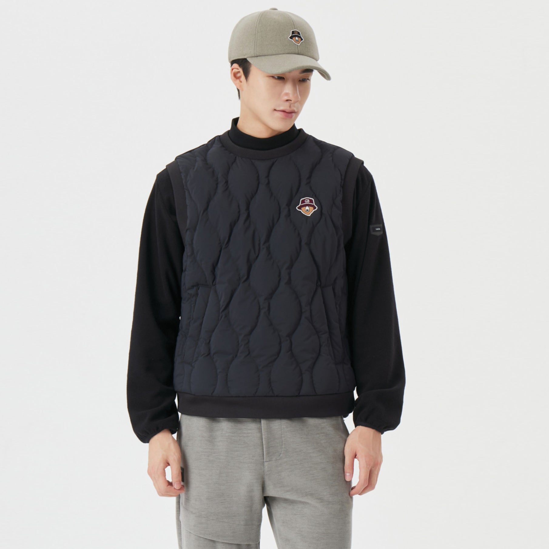 Men's Hybrid Down Vest - Black - Erthe Golf