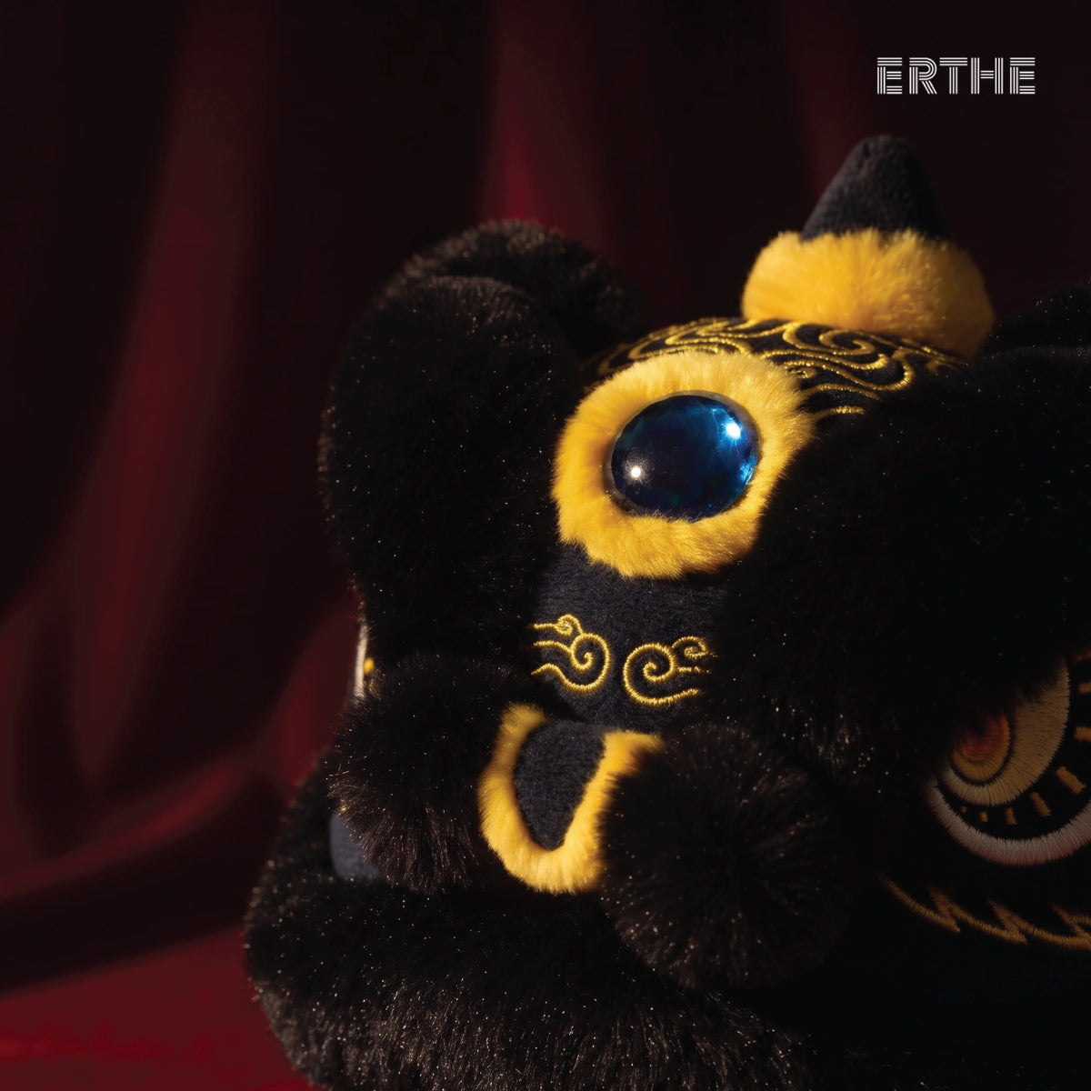 Lion Dance Golf Driver Cover - Black and Gold