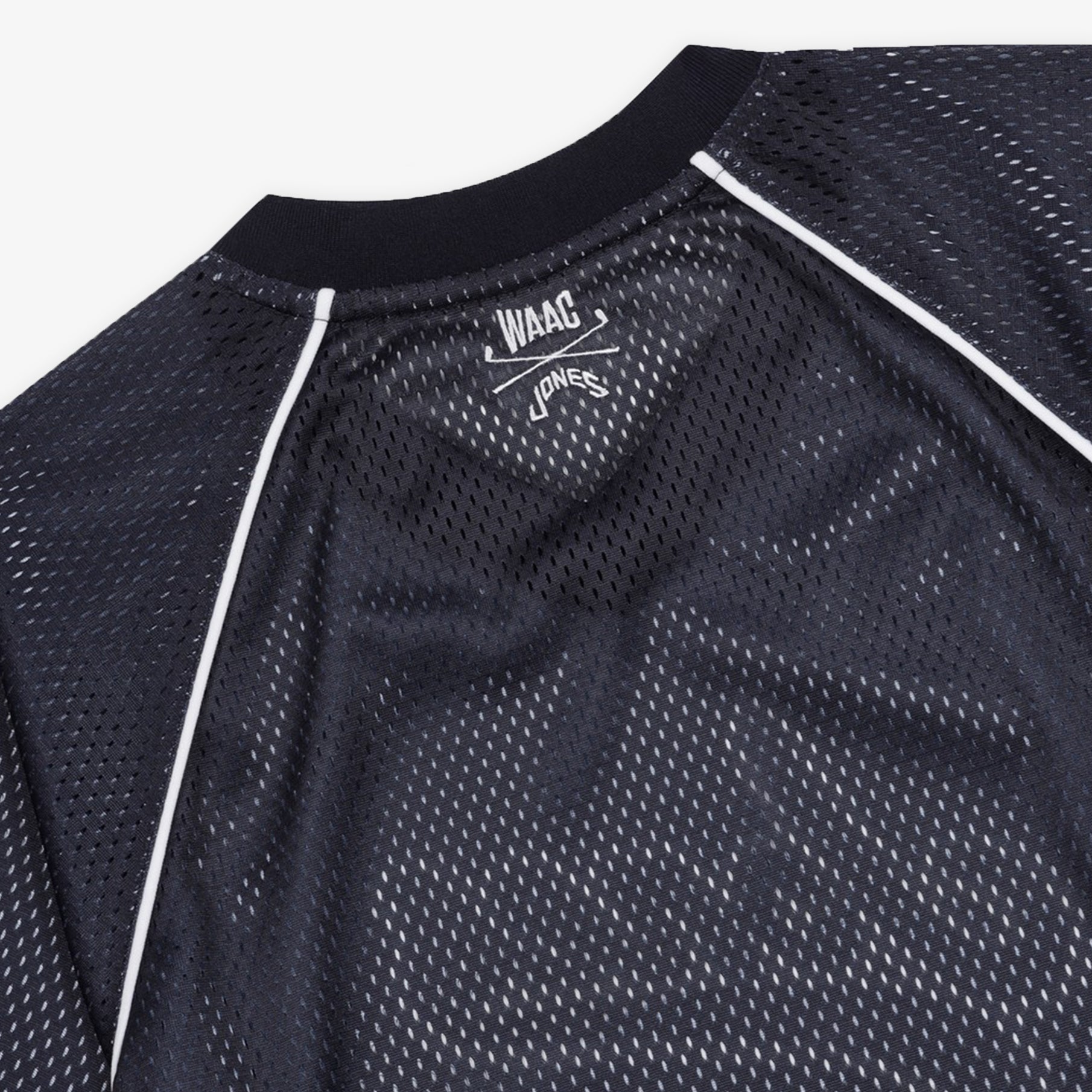 WAAC Women&#39;s Jersey Pullover - Black - Erthe Golf