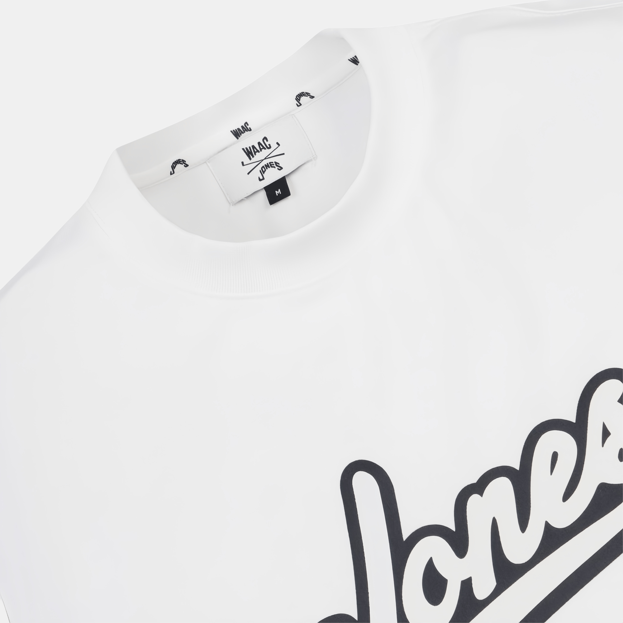 [WAAC x Jones] Unisex Crewneck T-shirts - White - Erthe Golf