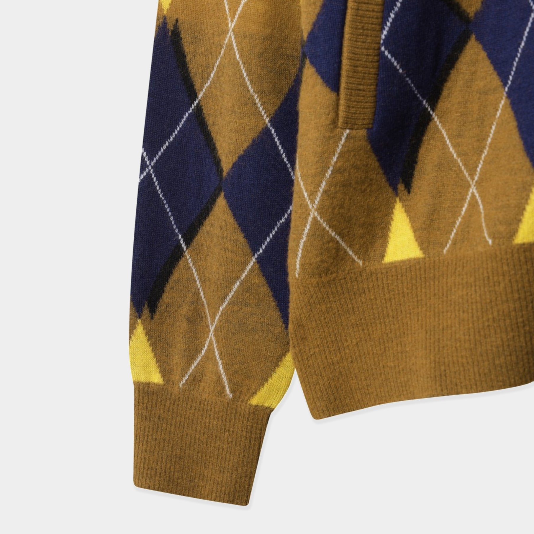 Women&#39;s Argyle Knit Cardigan - Yellow - Erthe Golf