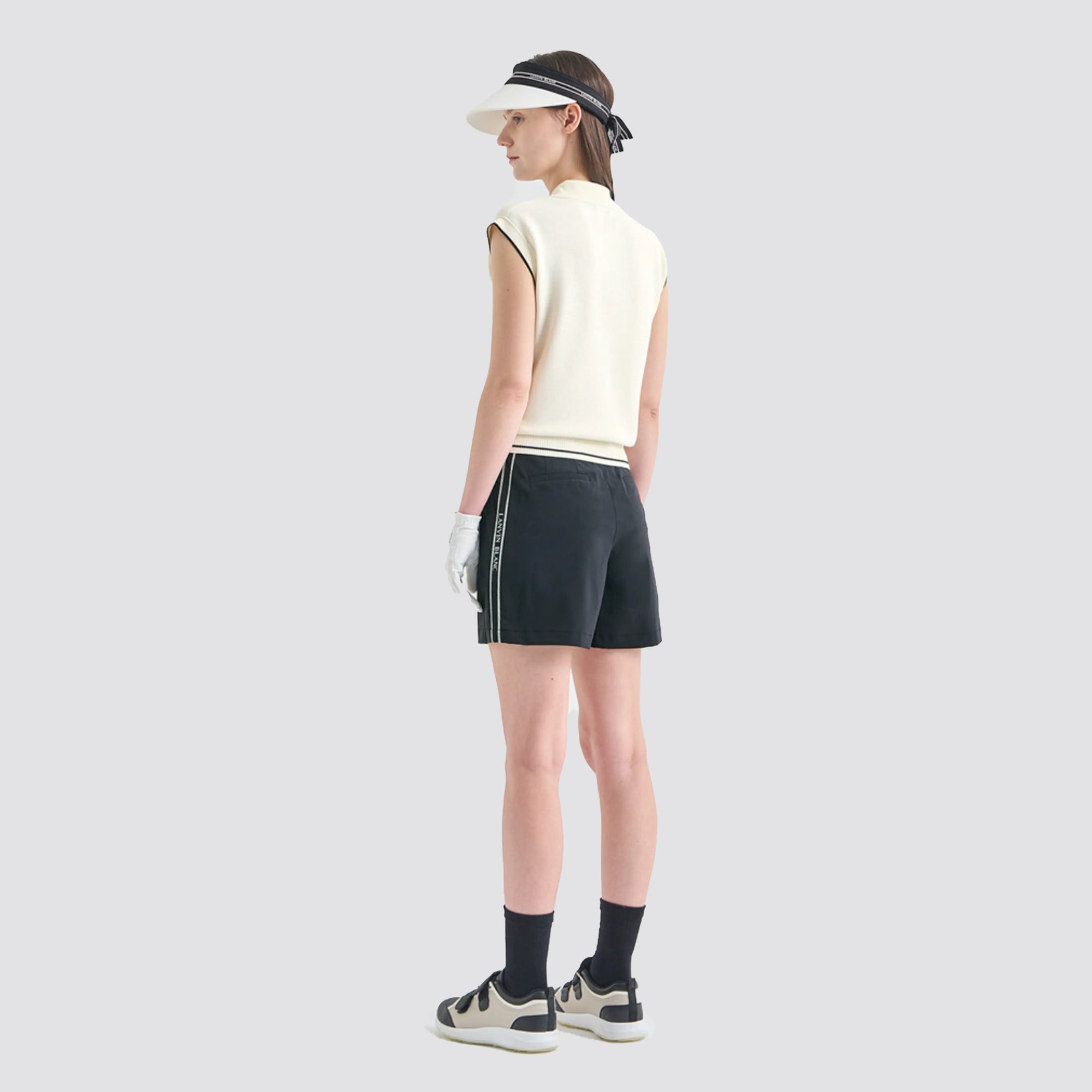 Women's Color - Line Knit Vest - Ivory - Erthe Golf