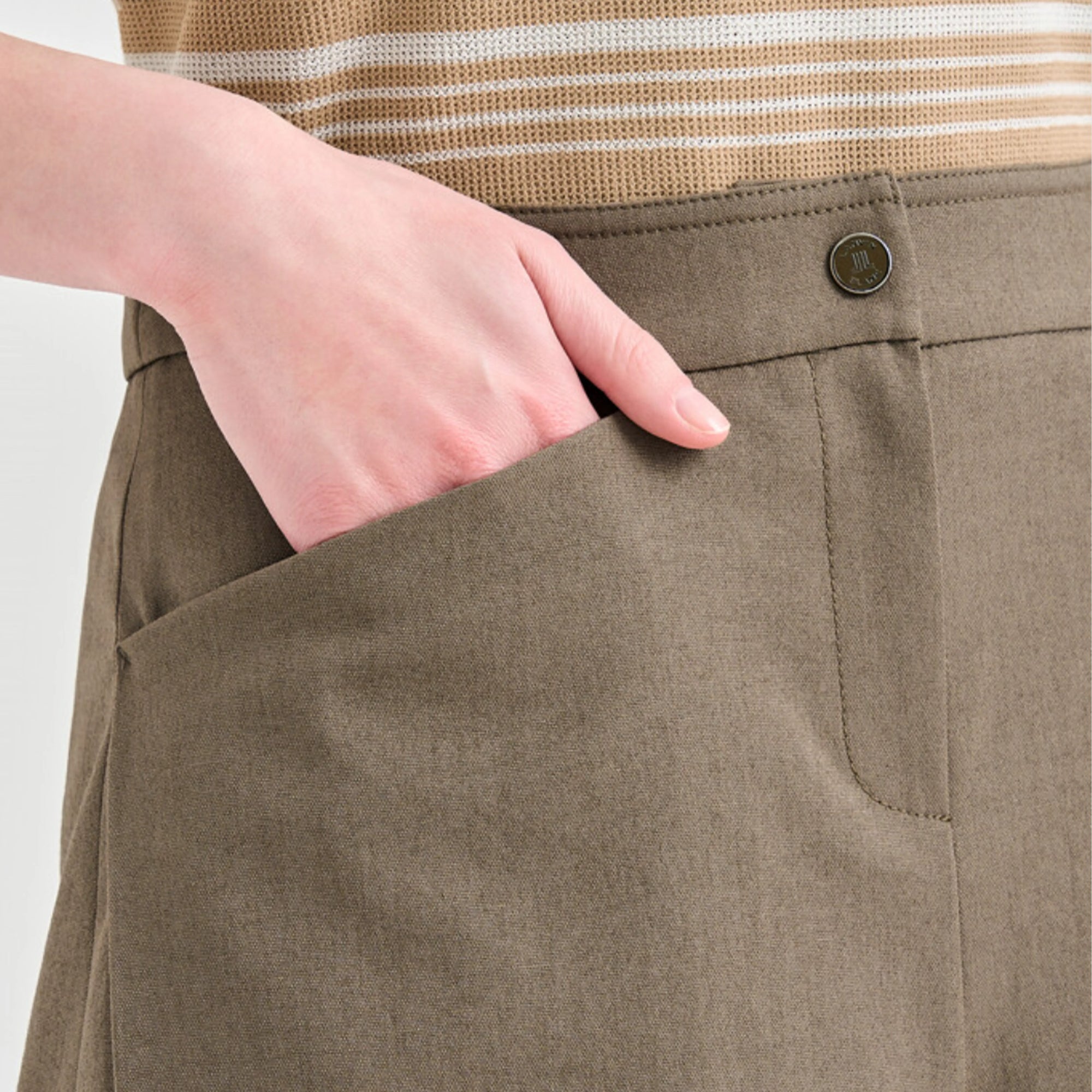 Women's Linen - Blend Panel Shorts - Taupe - Erthe Golf