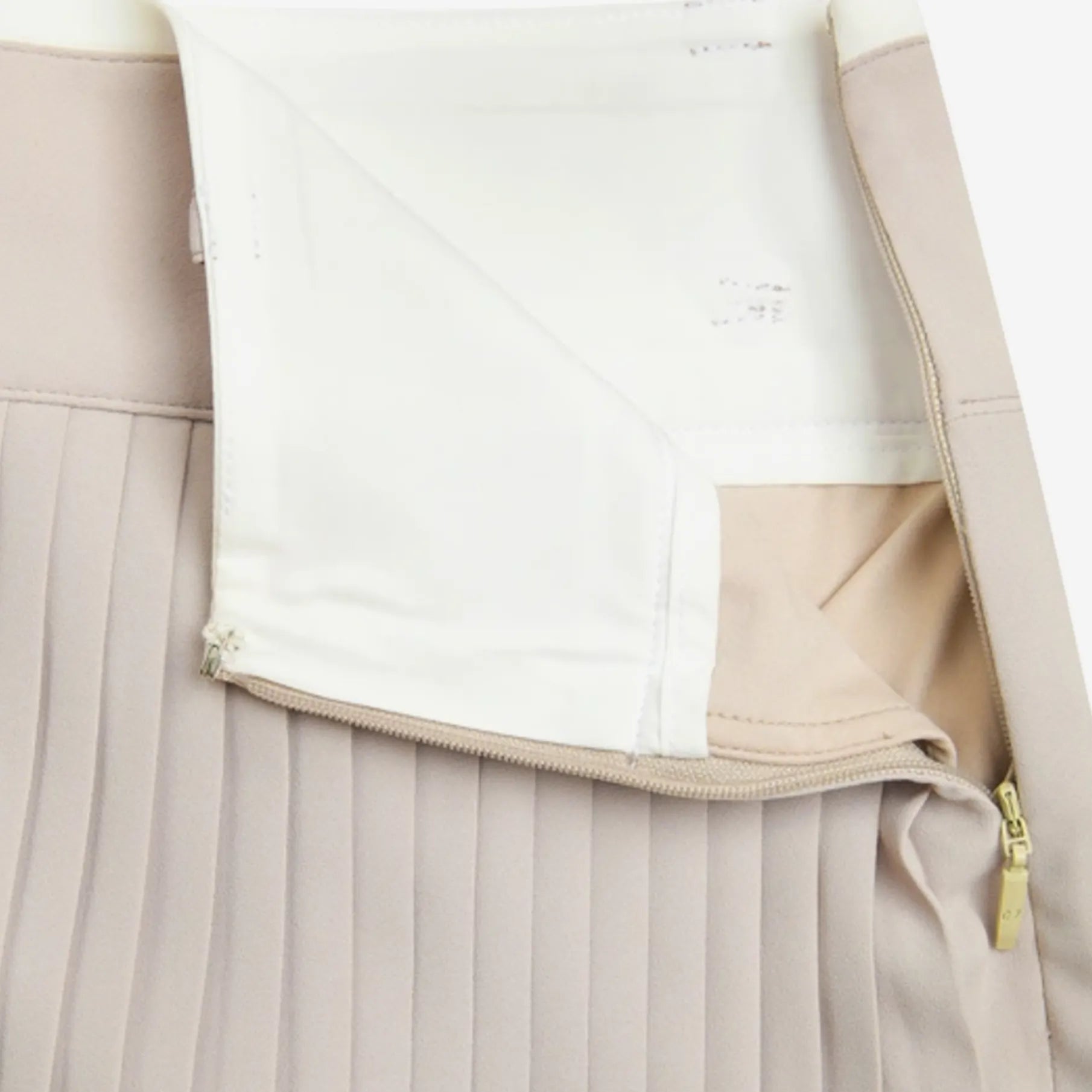 Women's Pleated Culotte Skirt - Beige - Erthe Golf