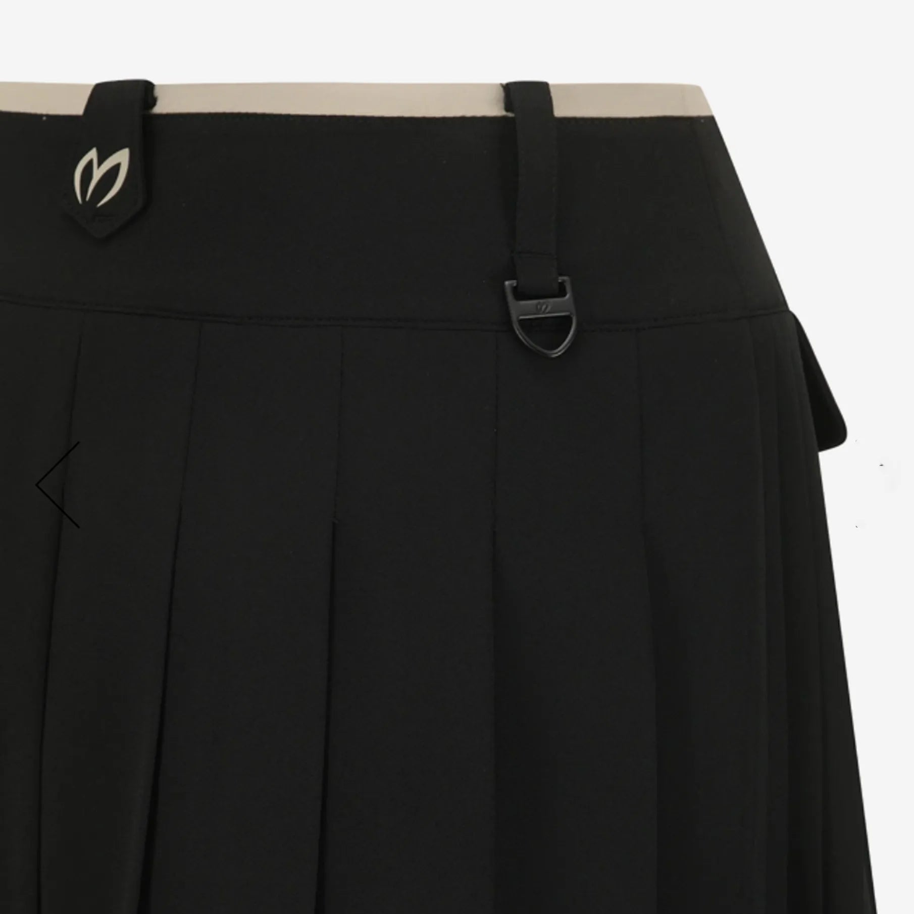 Women's Pleated Culotte Skirt - Black - Erthe Golf