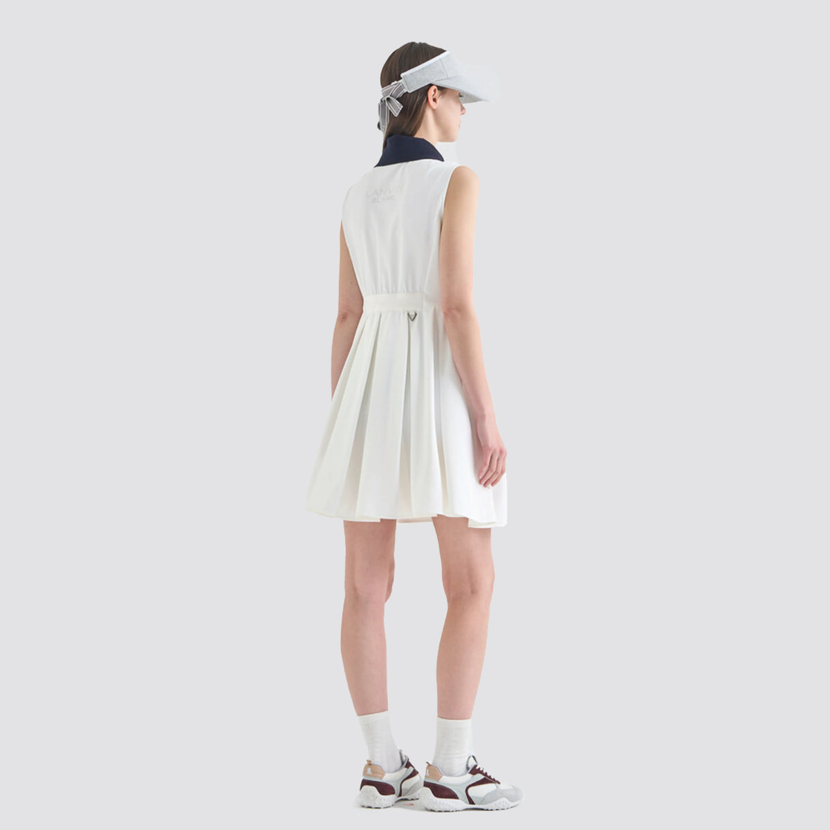 Women's Pleated Golf Dress - White - Erthe Golf