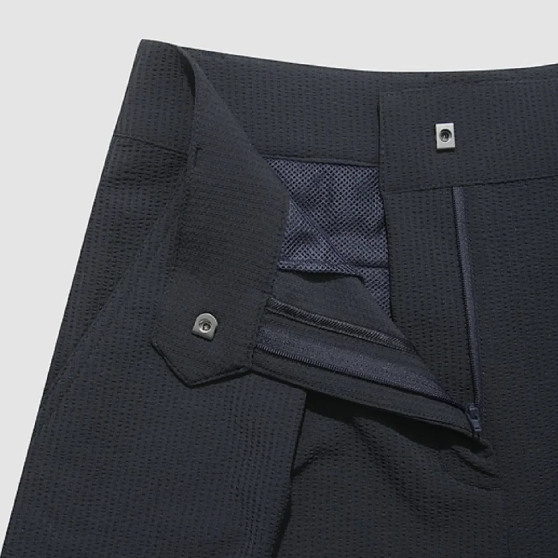 Women's Seersucker Skort - Dark Navy - Erthe Golf