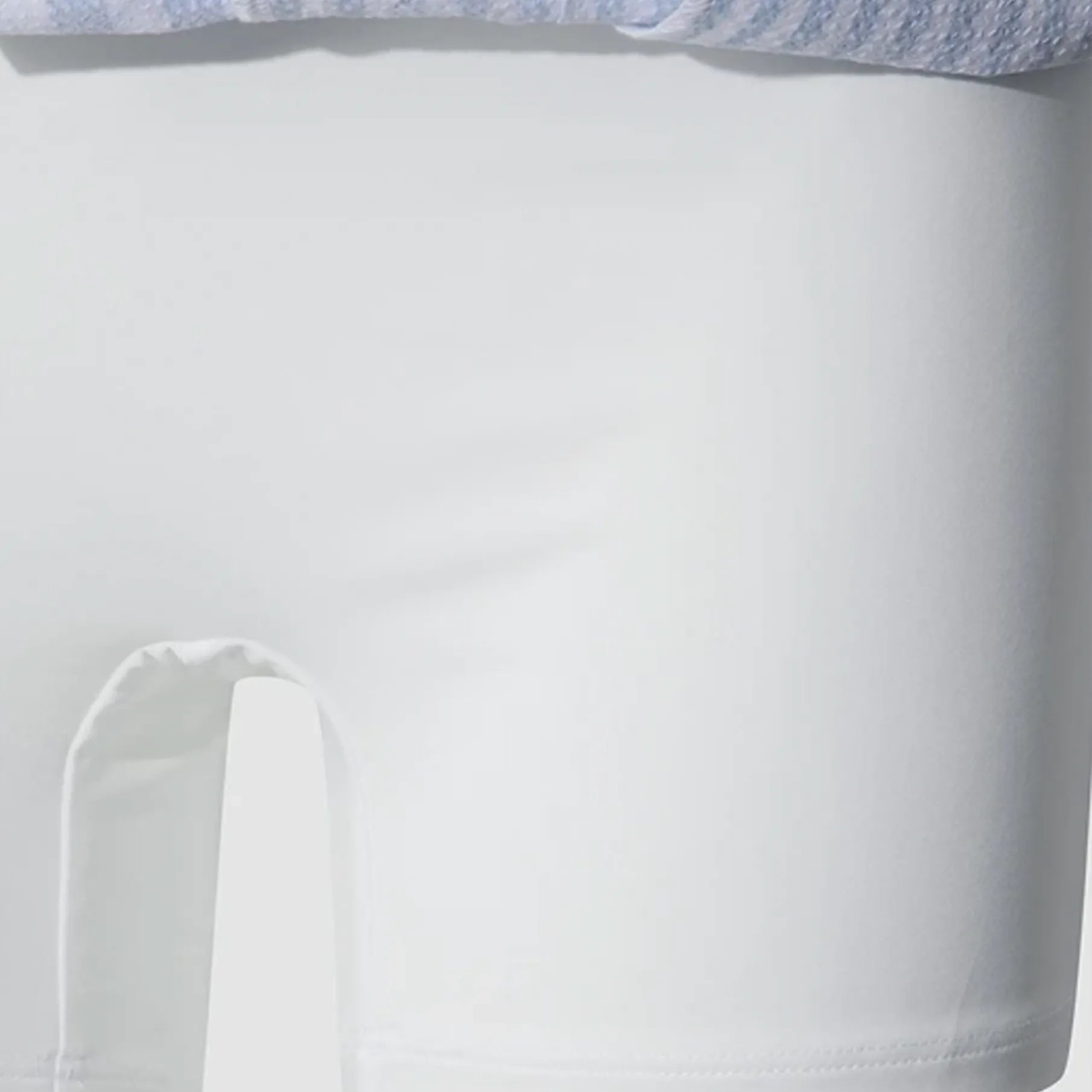 Women's Seersucker Skort - Light Blue - Erthe Golf