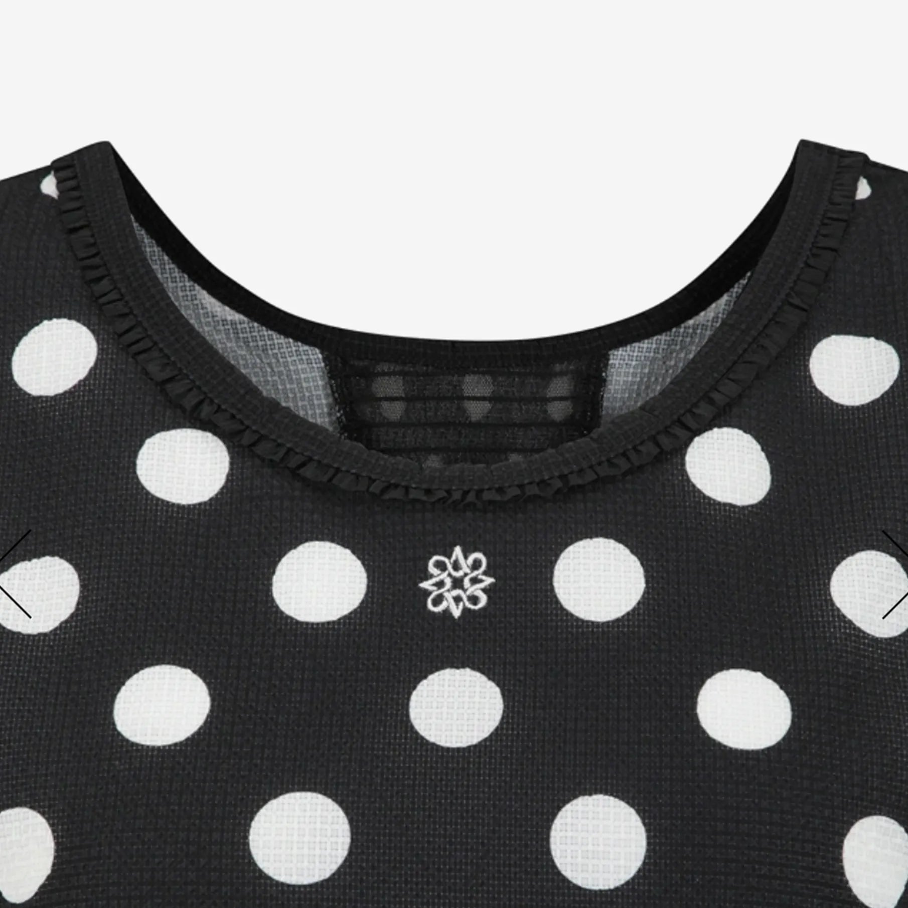 Women's Seersucker Sleeveless Top - Black - Erthe Golf