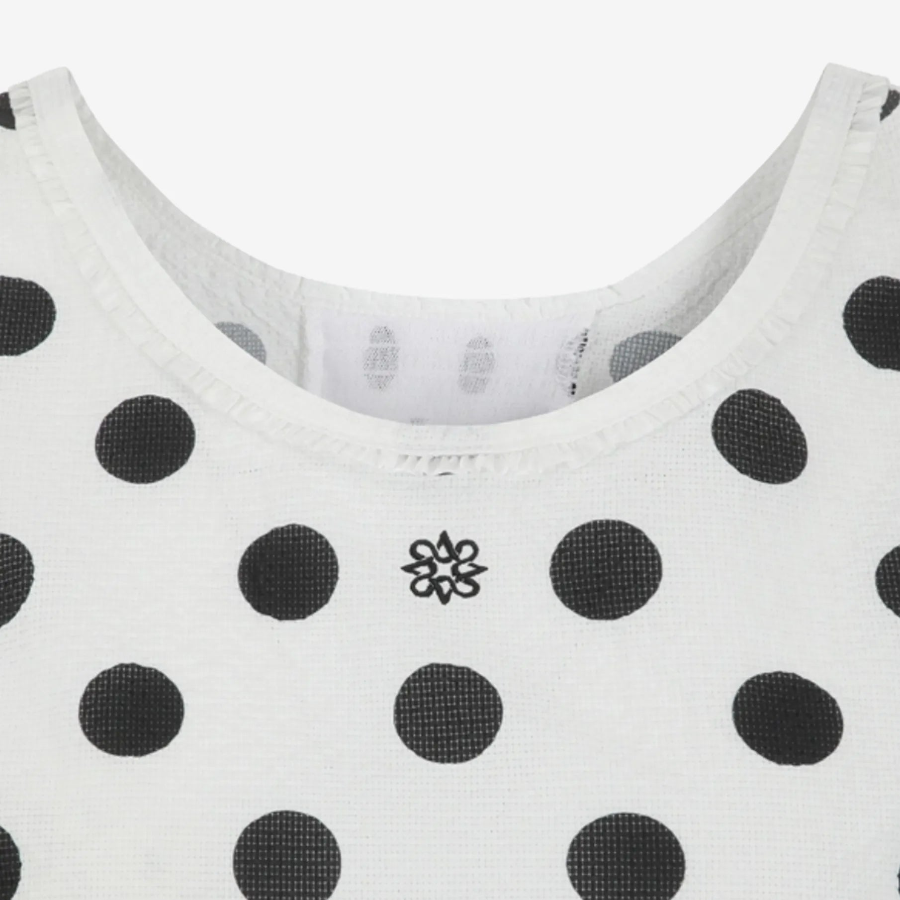 Women's Seersucker Sleeveless Top - White - Erthe Golf