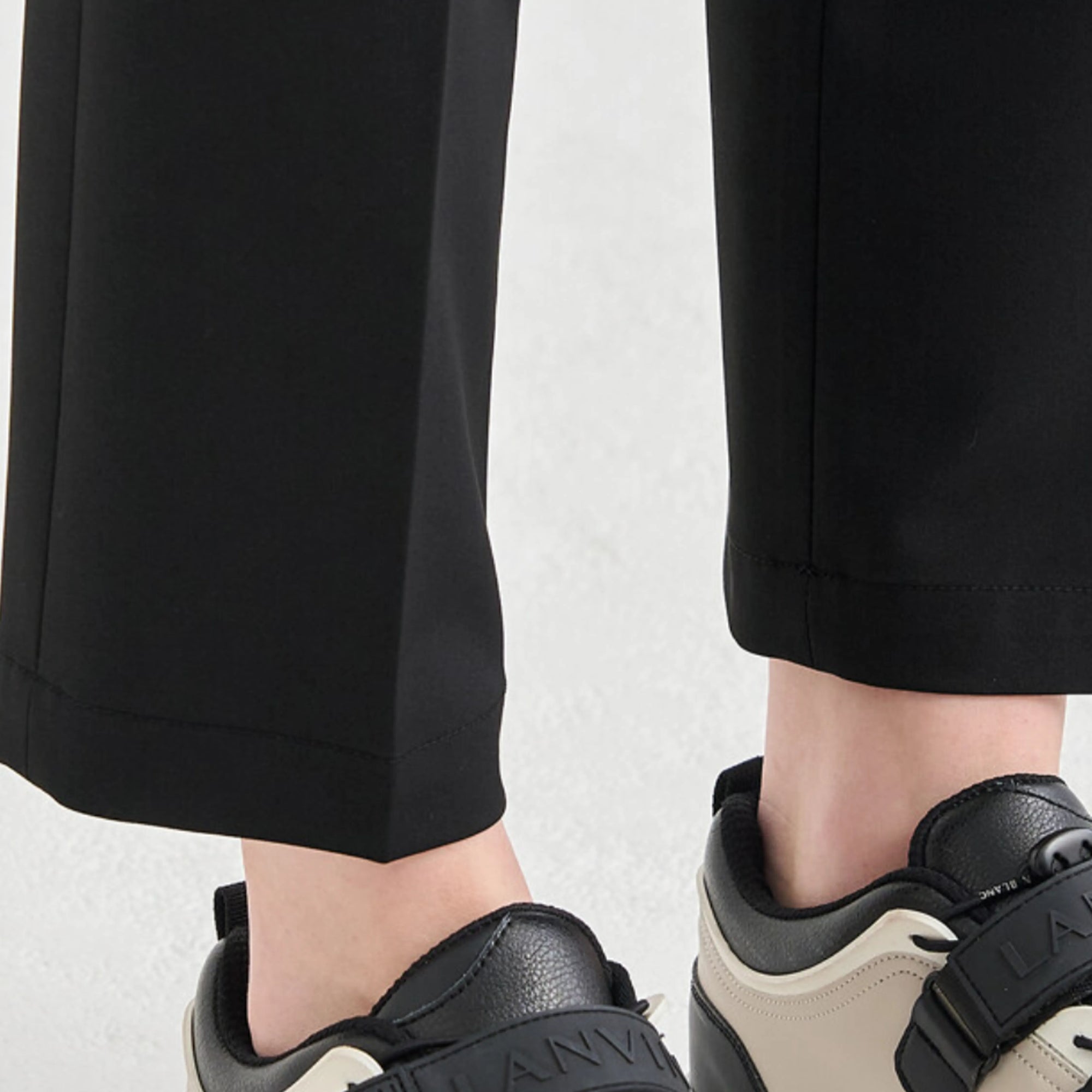 Women's Straight Stretch Pants - Black - Erthe Golf