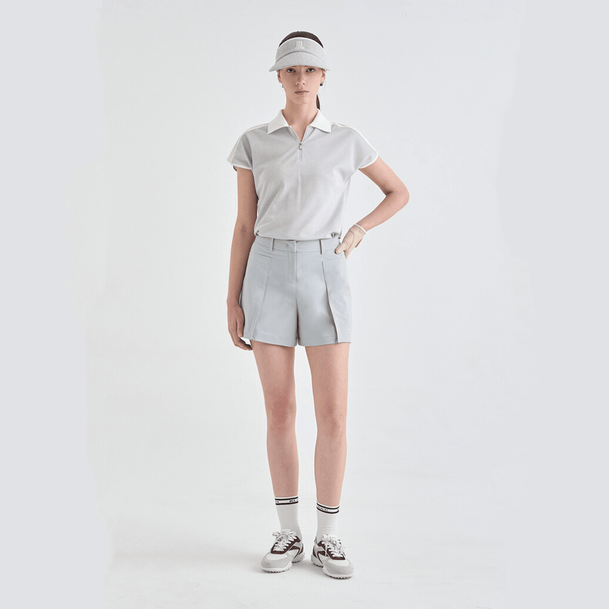 Women's Flap Pocket Shorts - Cool Grey - Erthe Golf
