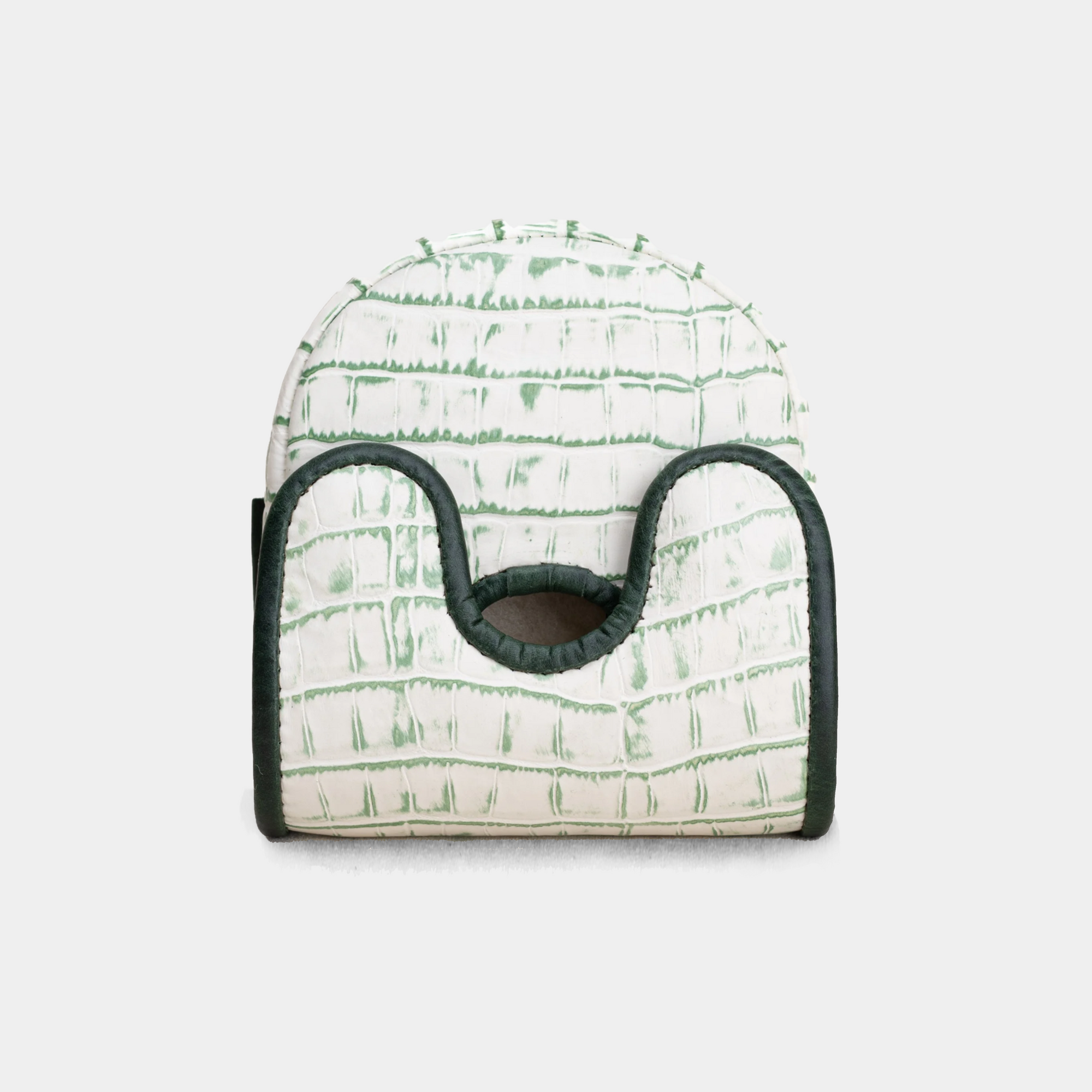 DF3 Putter cover with green pattern on a white background