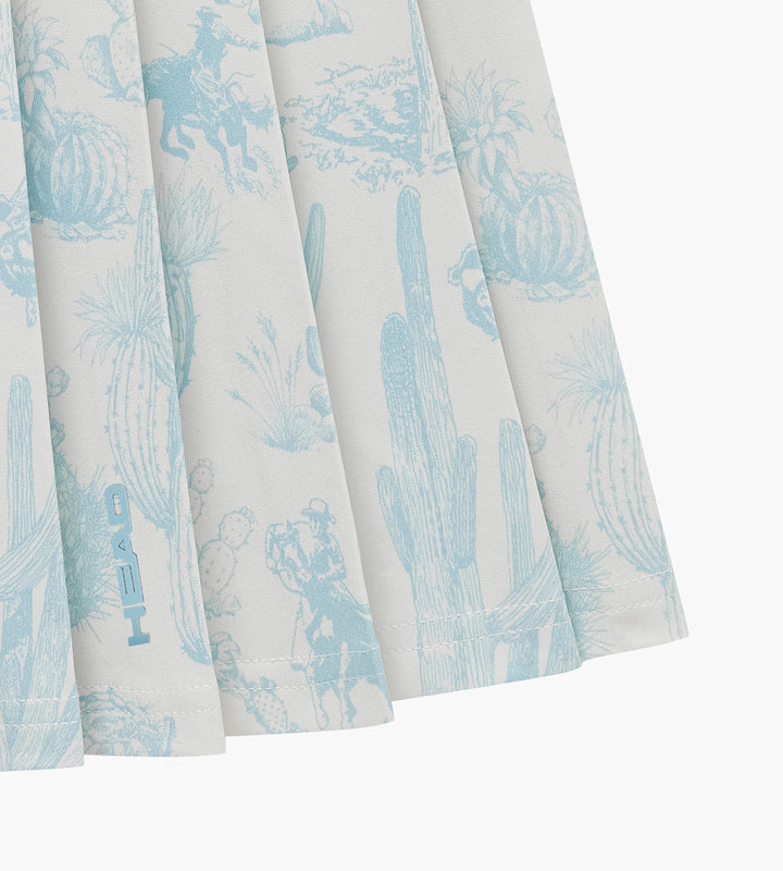 The Playful Girl Fairway Look