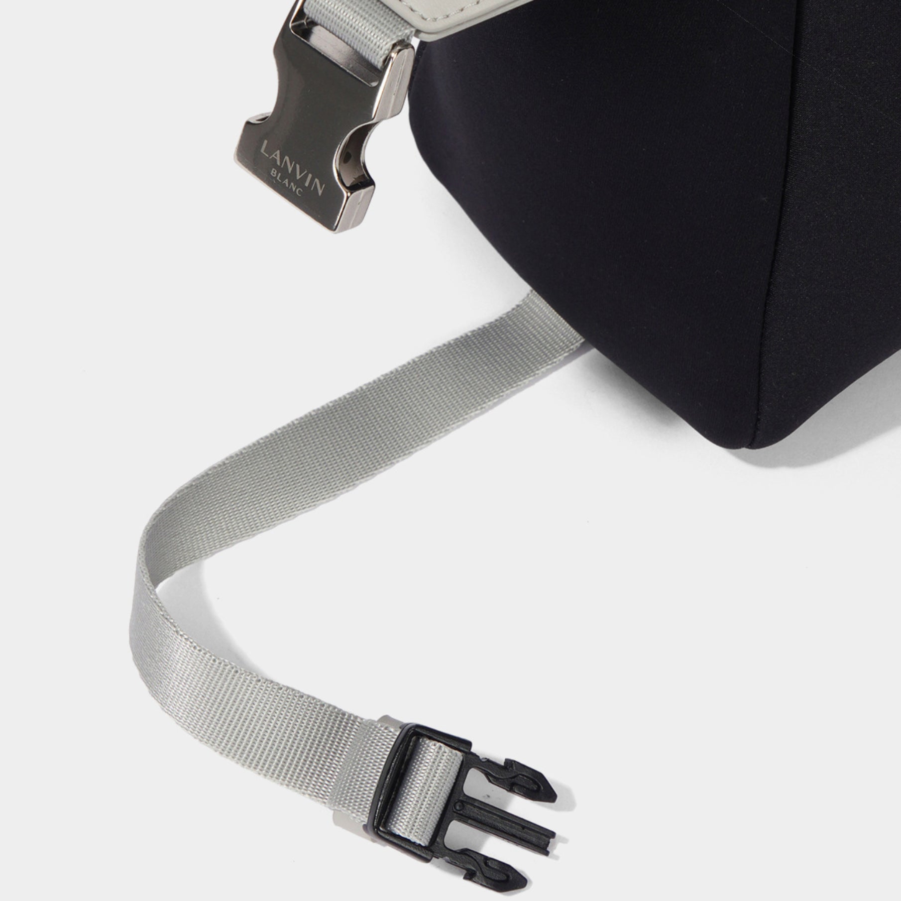 Women's Pouch Bag - Black - Erthe Golf