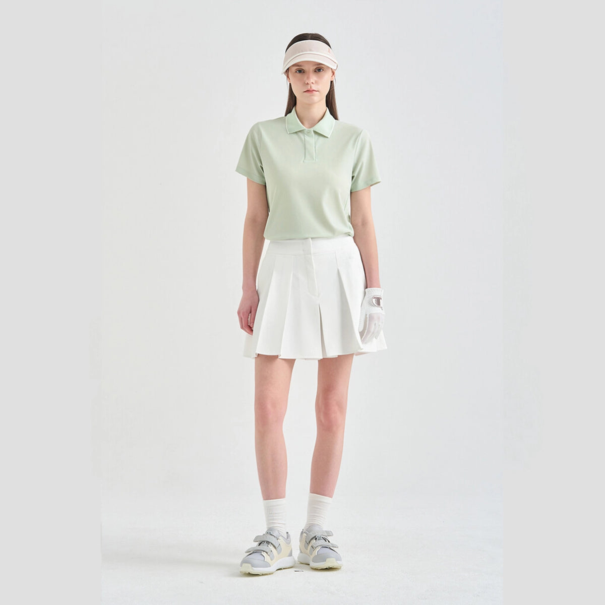 Women's Water-Repellent Pleated Culotte Shorts - White - Erthe Golf