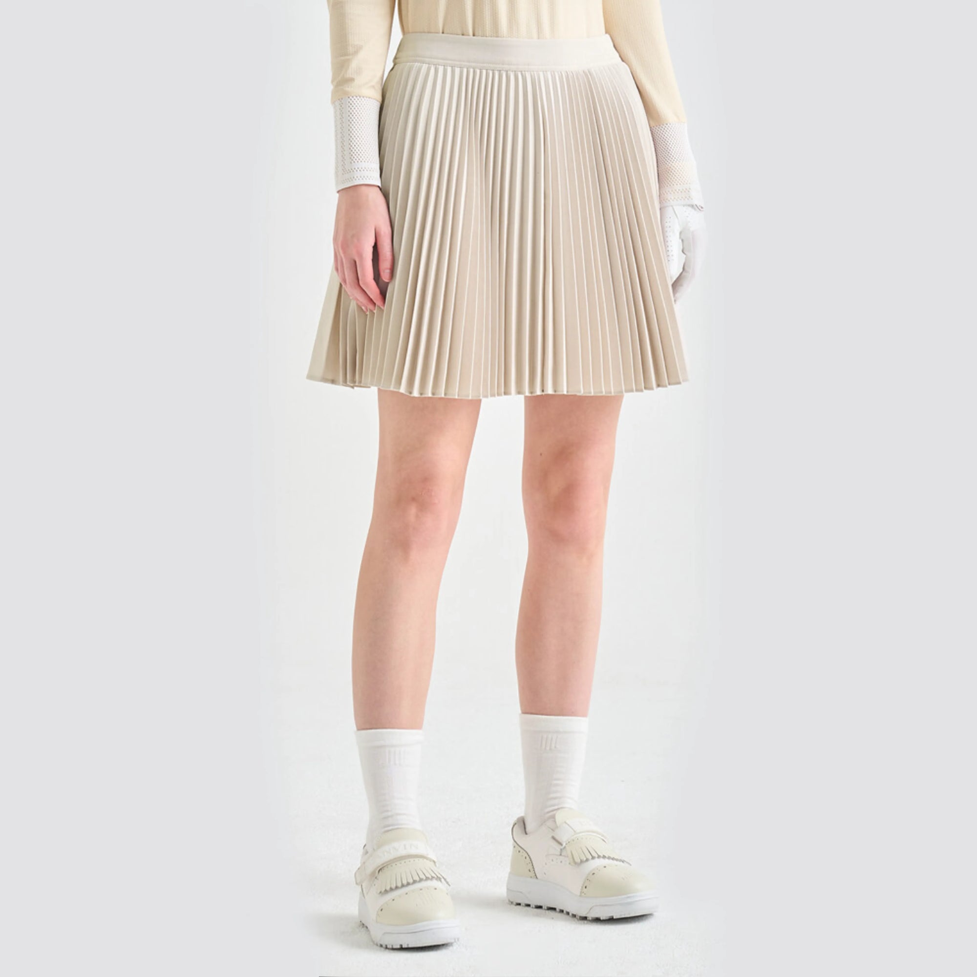 Women's Pleated Stretch Skirt - Oatmeal - Erthe Golf