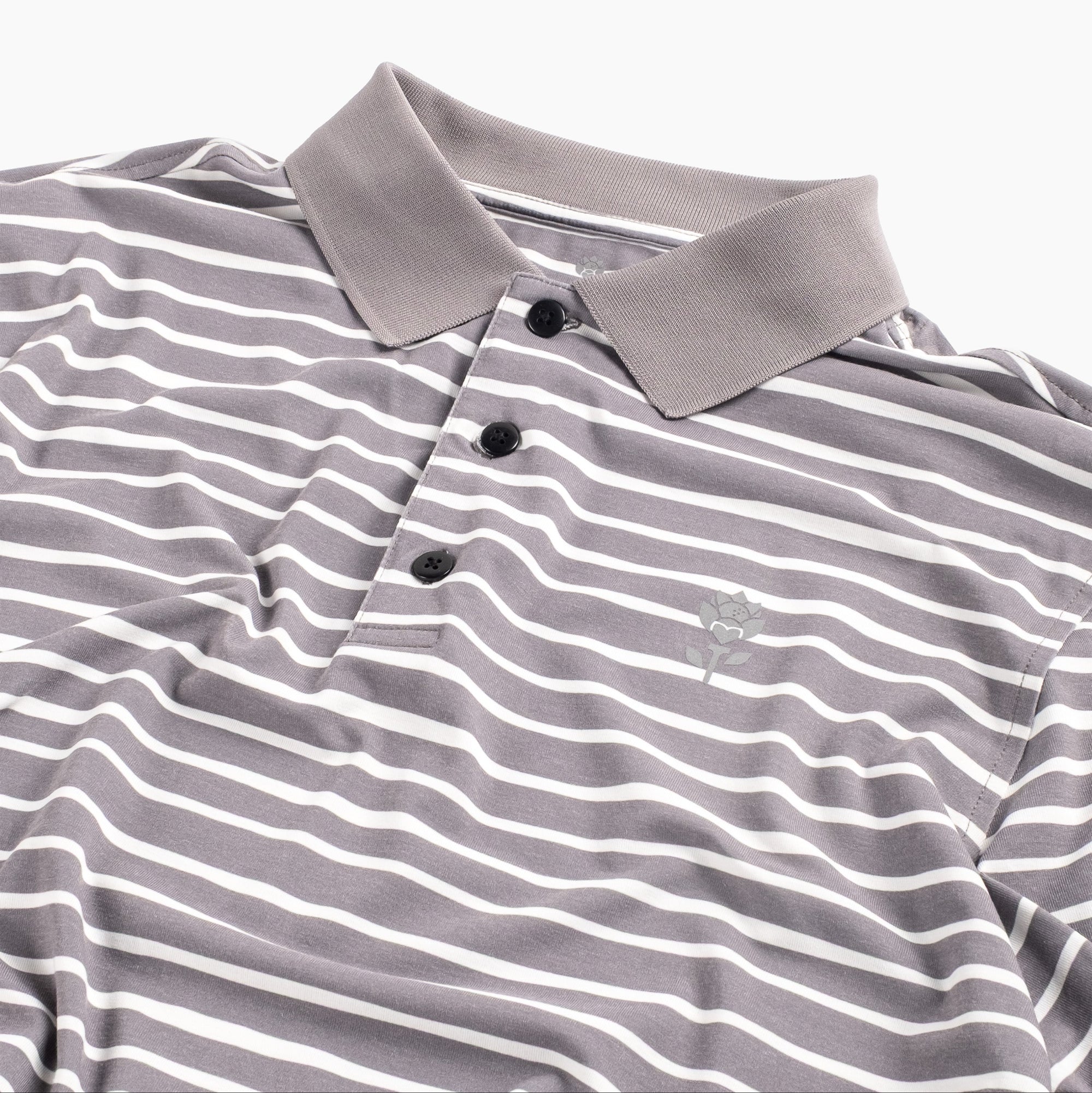 Closer view of Men's Striped Polo - Gray - Erthe Golf