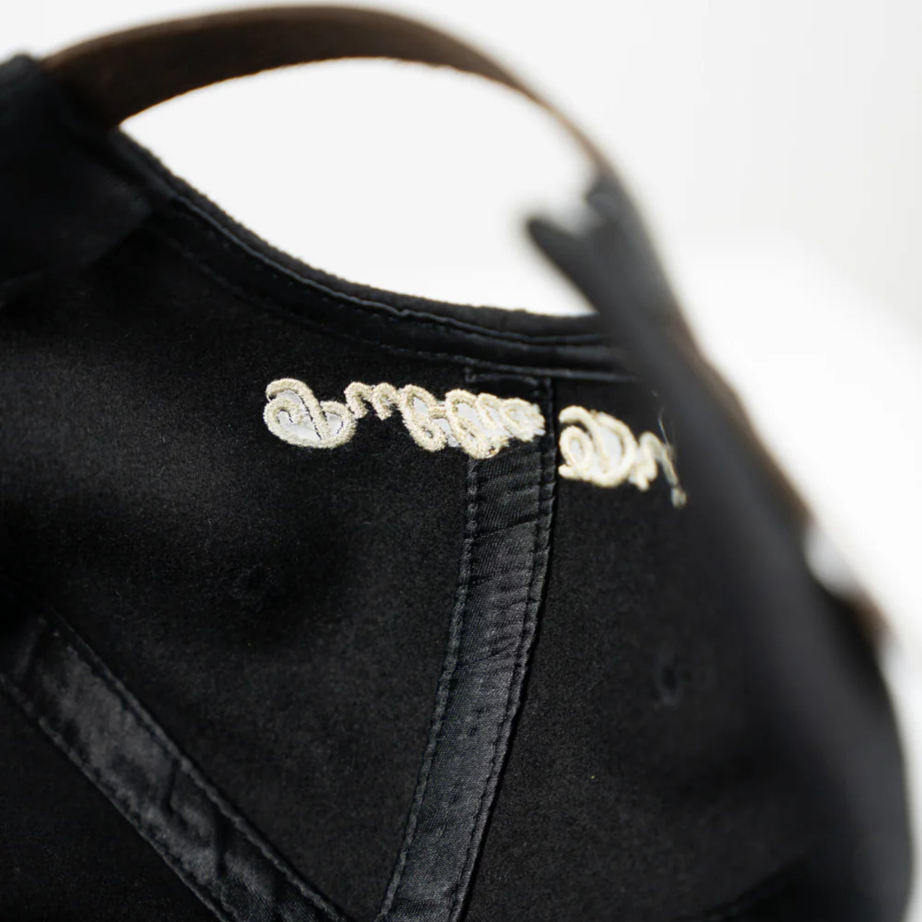 Classic Baseball Cap - Black - Erthe Golf